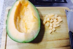 海底捞吃哈密瓜免费,哈密瓜免费大放送，美食盛宴再升级！