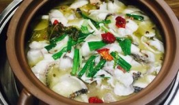 大厨爆料酸菜鱼视频教程,酸菜鱼经典做法，一学就会的秘诀大公开！