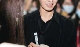 圈内爆料任嘉伦,神秘女友身份引热议